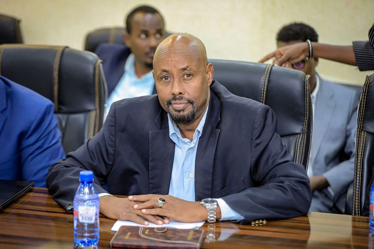 Mohamed Dirie Farah (Shariif)